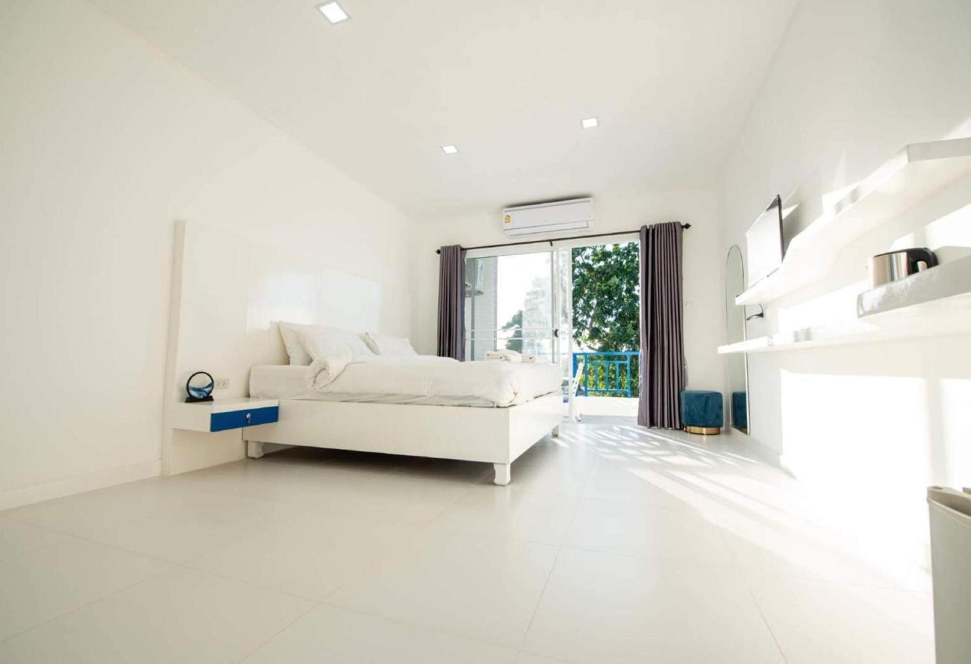 Collection O To The Sea Resort Thailand Na Chom Thian Exterior photo
