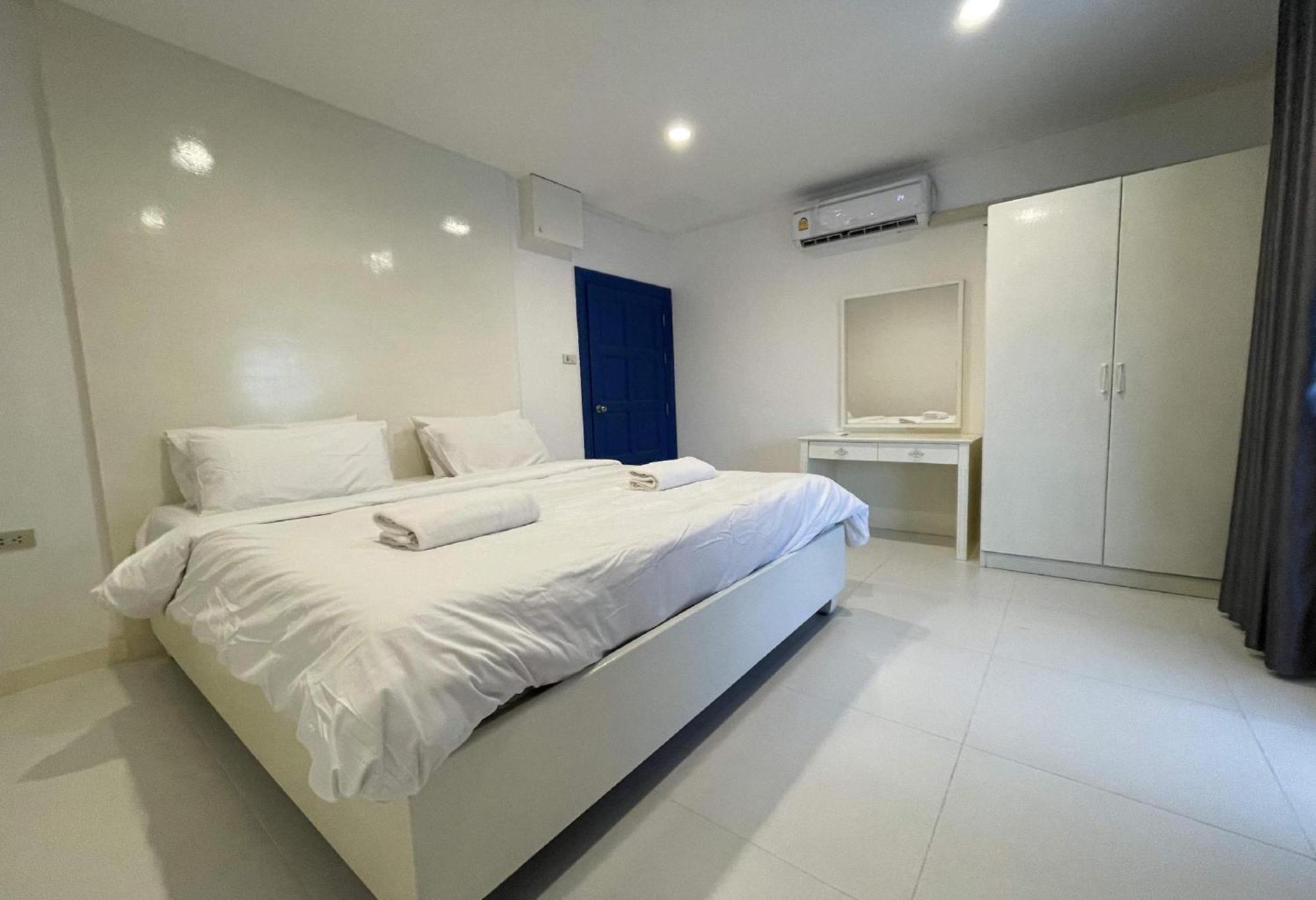 Collection O To The Sea Resort Thailand Na Chom Thian Exterior photo