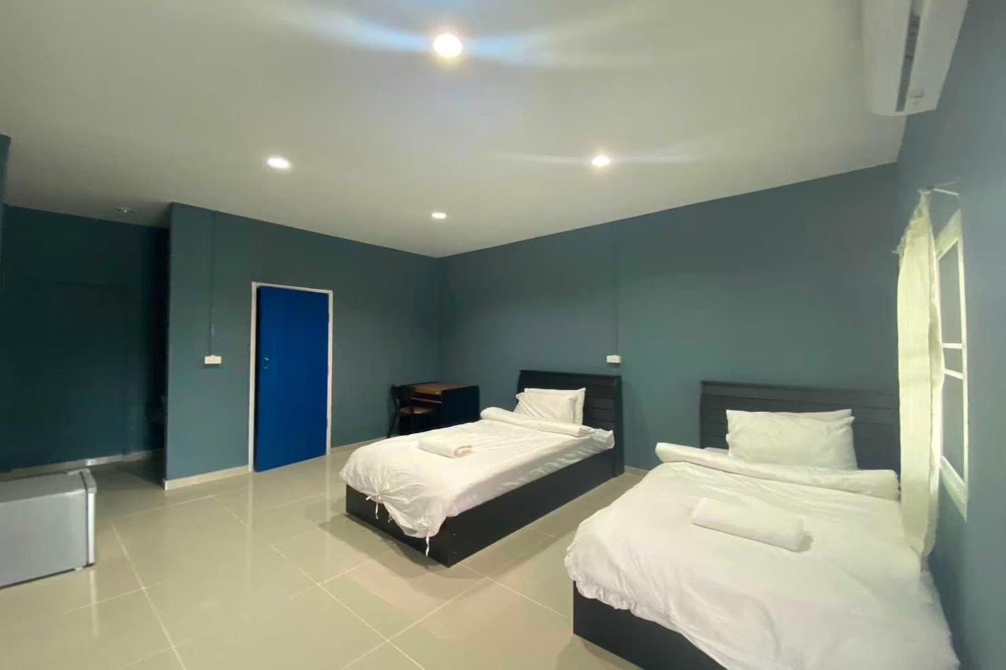 Collection O To The Sea Resort Thailand Na Chom Thian Exterior photo